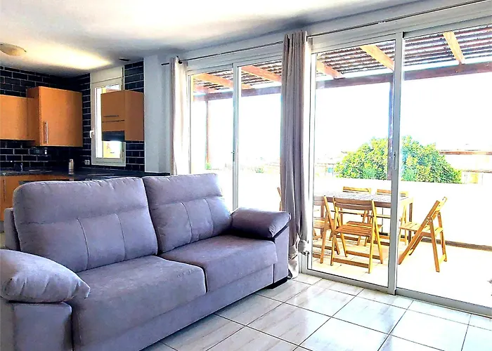 Spacious With Amazing View And Air Conditioning - By Tenerifehints