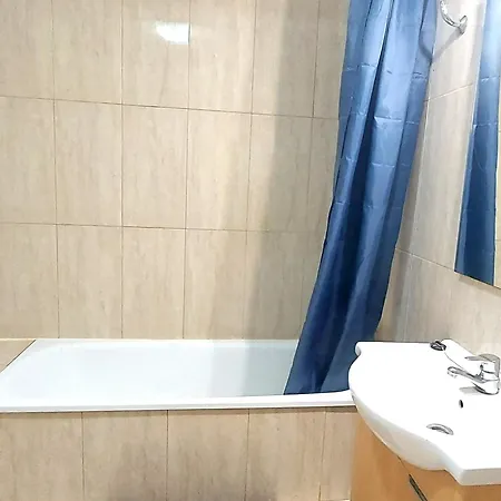 Spacious With Amazing View And Air Conditioning *